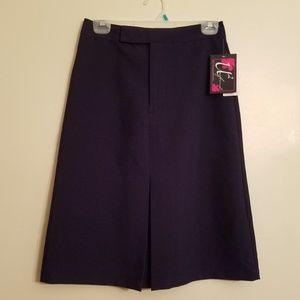 Size 7 junior uniform skirt Navy Blue  *259
